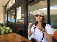 可愛すぎる音大生・みうらうみ、1st写真集「うみとうみ」が9月に発売！オフショットをお届け