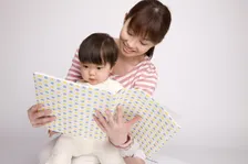 大人が喜ぶ幼児絵本って？　親が絶対楽しいアクション絵本