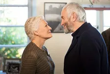 アカデミー賞主演女優賞にノミネートした妻の秘密映画『天才作家の妻 40年目の真実』