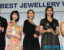 『日本ジュエリーベストドレッサー賞』浜辺美波、吉岡里穂らの輝きが止まらない！
