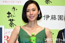 暑いから中谷美紀さんの涼やかな美貌に癒されましょう