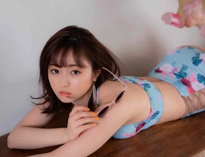 今泉佑唯（20）、夢だった“女性誌に水着で登場”を叶えファンからも称賛...