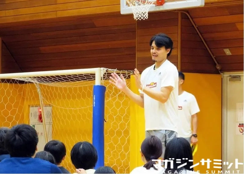 【シリーズ人気の現場】元日本代表 渡邉拓馬さんが指導するバスケットボール教室が面白い理由