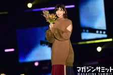 【GirlsAward 2019 A/W】渡邉理佐×渡辺梨加 ×小林由依×土生瑞穂がクールでキュートでもう大変 欅坂46特集