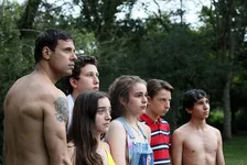 【新作映画レビュー】教師の自殺から思わぬ展開!! 　優等生クラスで起こる学園ミステリーホラー映画『スクールズ・アウト』が本日、いよいよ公開!!