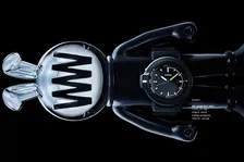 新ストリートファッションウオッチ『WW』発売記念で「WWマン」が渋谷の街をハック！新しいストリートの楽しみ方を提案