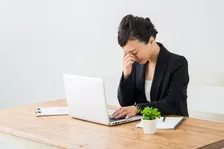 スマホ時代はドライアイで角膜危機！？吉野眼科クリニックの勉強会