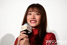 石原さとみさんの深紅ドレス姿が美しすぎた…ナイナイ岡村さんは契約問題に言及