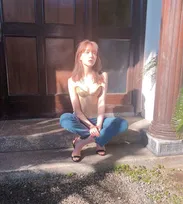 トリンドル玲奈、バストの谷間や長い脚など美し過ぎる体のショットを大量に披露！