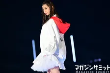 中条あやみさんの個性派スタイルが超絶かわいい【東京ガールズコレクション】