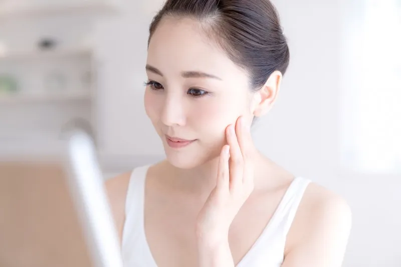 外出自粛生活で女性のスキンケアの時間が増える傾向に。最も時間がかけられているケアは？