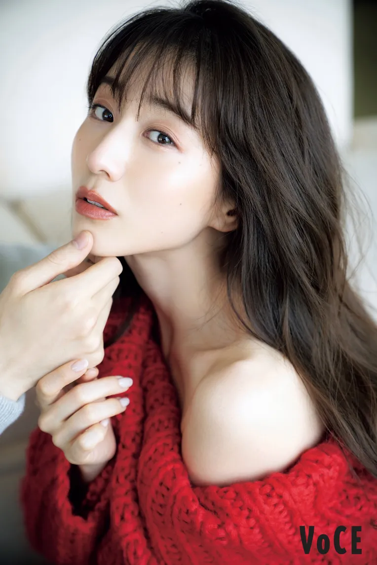 田中みな実が雑誌「VOCE」の開催する「VOCE BEST COSMETICS AWARDS 2020」にて「“最も美しい人”」を受賞！