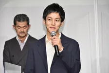 おめでとうございます！松坂桃李が戸田恵梨香との結婚後初の公の場！祝福しかない