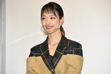 ショートカット！剛力彩芽が哀川翔様のマドンナ役だ！「逆に面白い」