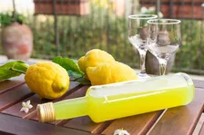 カルディのちょい足しアイテムでウィズコロナ食卓のマンネリ打破！