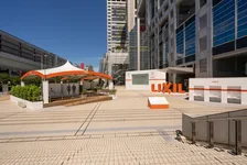 リクシル、“トイレ”で多様性の尊重訴える。フジテレビ前に期間限定でオープンしたパブリックスペース