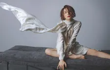 米倉涼子が雑誌「ヌメロ・トウキョウ」に登場！フェンディの秋冬コレクションを華麗に着こなす！