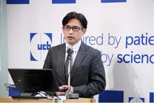 慢性の皮膚疾患「乾癬」発症と悪化は肥満と関係する。乾癬の認知度を高め、継続的にエクササイズを楽しく続けられるように有名振付師によるオリジナルダンスを制作