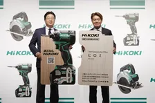 ヒロミCCO就任、妻松本伊代は「パパよかったね～」とお祝い