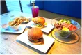 「UMAMI BURGER」にリニューアル含む全26種類の新メニューが登場!「ニ...