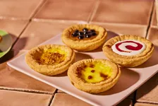 ゴンチャ、ティーと相性抜群の新フードを全店舗で展開　パイナップルケーキ＆タルト4種の全5商品が2月1日から登場