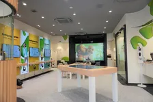 セルフ聴力チェックに難聴体験。先進技術満載の次世代型聴覚ケアセンターが中目黒にオープン！