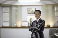 自分の成功体験から導き出された問題解決型コンサルティングで困っている会社・経営者を助けたい