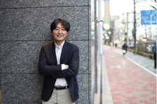 グローバルで勝ち抜くためにも、目的から逆算してシナリオを描く戦略的思考を強化する必要性が高まっていると語る株式会社HRインスティテュートの代表取締役 三坂 健さんの考え