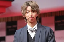 はじめしゃちょー「黒髪ロングいいですよね！」と好み語る　2年越しの制作発表には歓喜