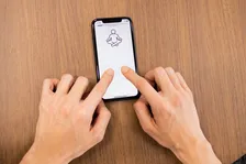 「ウイルスバスター」のトレンドマイクロ創業者、スティーブ・チャンが花粉症改善プログラムを無償提供?!