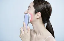 8割近い女性が夏に「肌の透明感ロス」を自覚！対策にホームケアがおすすめの理由