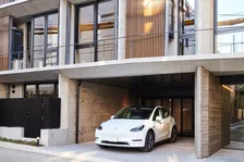 恵比寿に「外出が楽しみになる」マンション誕生！1階からカーシェア利用可で設備も充実