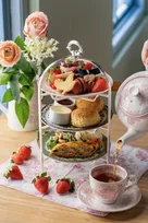 サクラチャイやいちごスイーツなど続々！三井ショッピングパーク アーバン・RAYARD施設の春グルメ紹介