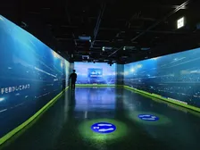 最新技術を駆使した未来のサッカー観戦を銀座で体験！