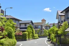 7割以上の人に「住宅侵入に遭いやすくなる習慣」あり！防犯対策は低コスト志向