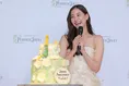新木優子、サプライズケーキが贈られ笑顔!「『ペリエ ジュエ』とともに...