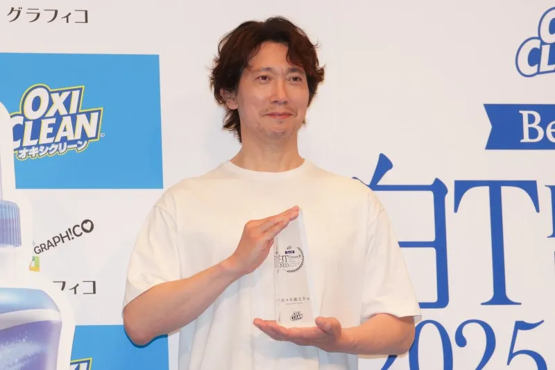 佐々木蔵之介、過去舞台での珍事件告白！“カニ歩き”芝居の珍事件