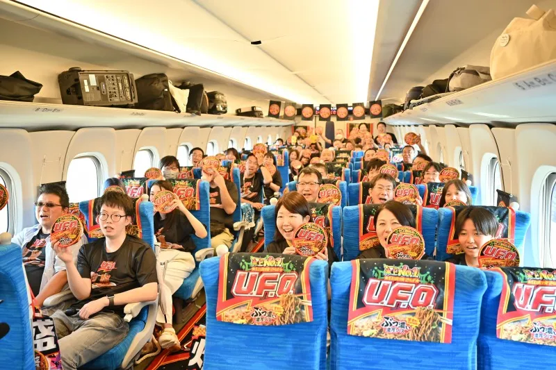 「こんな新幹線は初めて！」日清焼そばU.F.O.×JR東海の特別車両運行リポ...