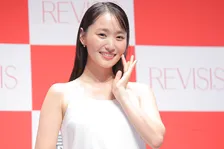 菅井友⾹、芸能生活10周年迎え感謝　今後の活動に意欲「さらにすてきな10年後を迎えられるように」