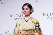 小芝風花が一人居酒屋デビューを明かす！片岡愛之助とともに「The Tabelog Award 2026発表会」に登場