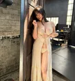 星名美津紀、蚊に刺されながら撮影したというグラビアのオフショットを...