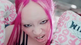 ちゃんみな - WORK HARD (Official Music Video)