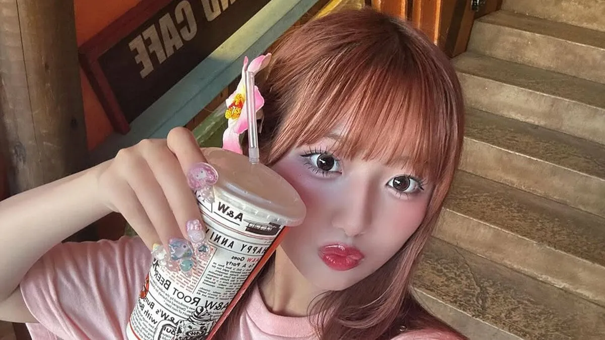 【辻希美・長女】希空　「写真スポット多くて可愛い　沖縄さいこー！！！」　アメリカンビレッジ満喫ショットを公開