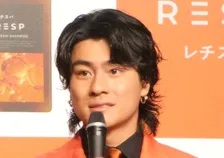 【 森本慎太郎 】　SixTONESメンバーならではのヘアケアを大事にする理由　〝火薬が頭に…〟　手のひらサイズに変身を自画自賛　〝意外と可愛いんだな〟