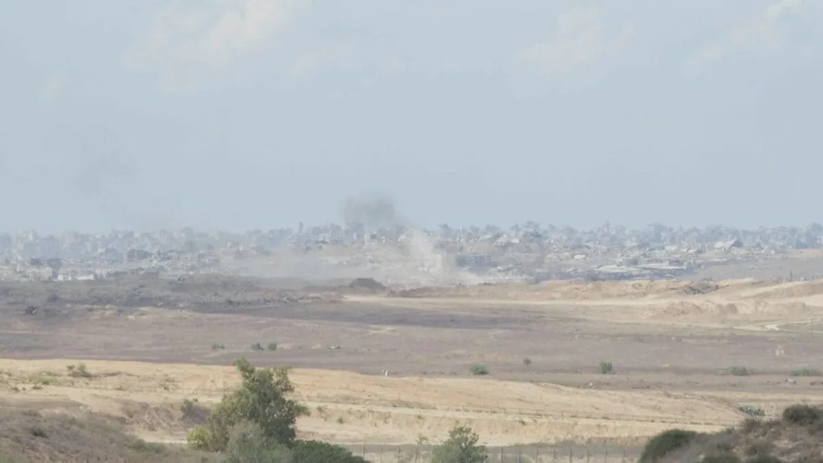 ガザで停戦発効 1分前まで爆発も イスラエル軍は合意ラインまで撤収 住民は避難先から帰還開始