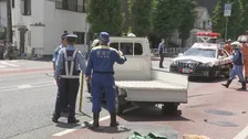 東京・八王子市で軽トラックと乗用車の交通事故　歩行者含む4人が軽いけがか　軽トラック右折禁止の交差点を右折しようとしたか