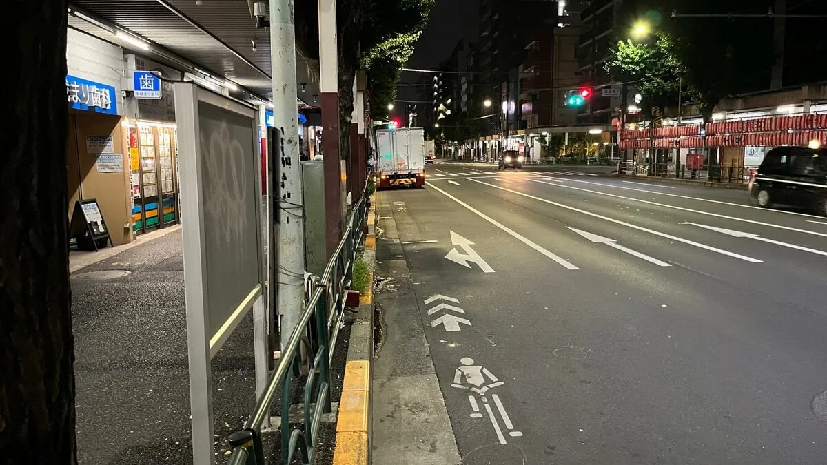 東京・中野区の青梅街道で自転車に乗用車突っ込む　自転車の男性（53）が死亡　車を運転していた会社役員の男（33）を現行犯逮捕　警視庁