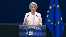 EUが15歳未満SNS利用制限へ EU委員長が議会に提案へ AIや一部オンラインゲームも対象見込み