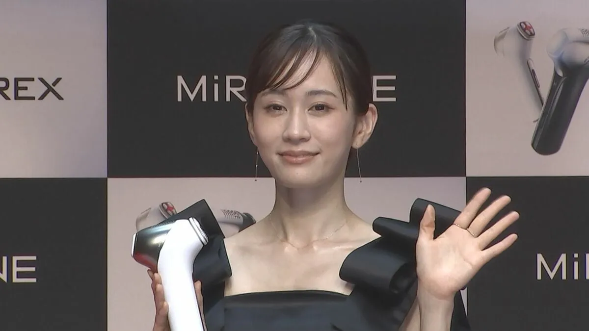 【前田敦子】今年で芸能生活20周年「20年前の自分に言いたいです。「もうちょっと噛みしめてもいいんじゃない？」って」