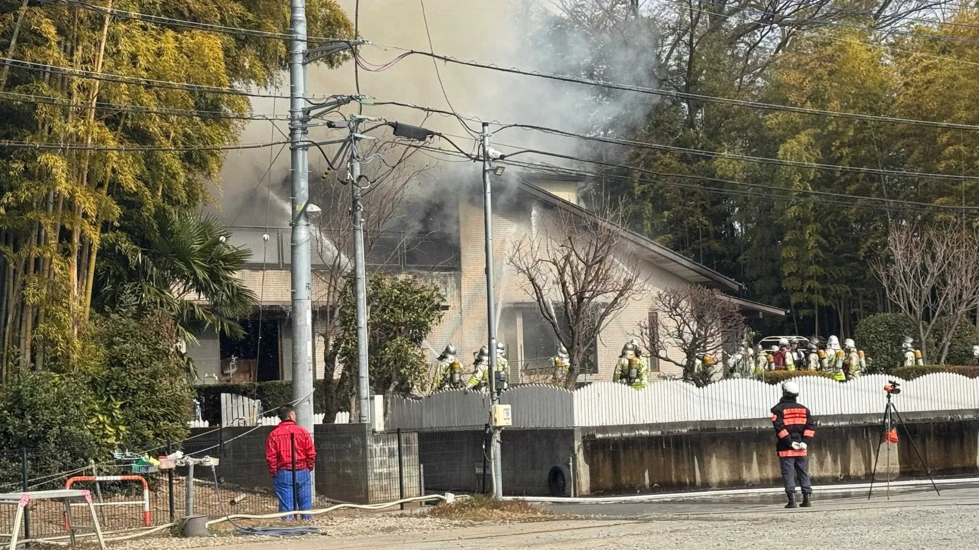 横浜市港北区の住宅火災　約2時間半後に鎮圧も住人の80代男性と連絡取れず